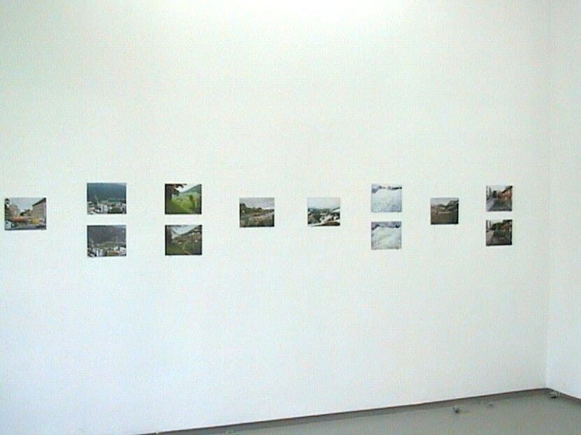 Installationsansicht, Thomas Popp, »Landschaften / 5500K«, 2000