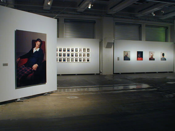 Installationsansicht, Marjaana Kella, »Portraits«, 2004
