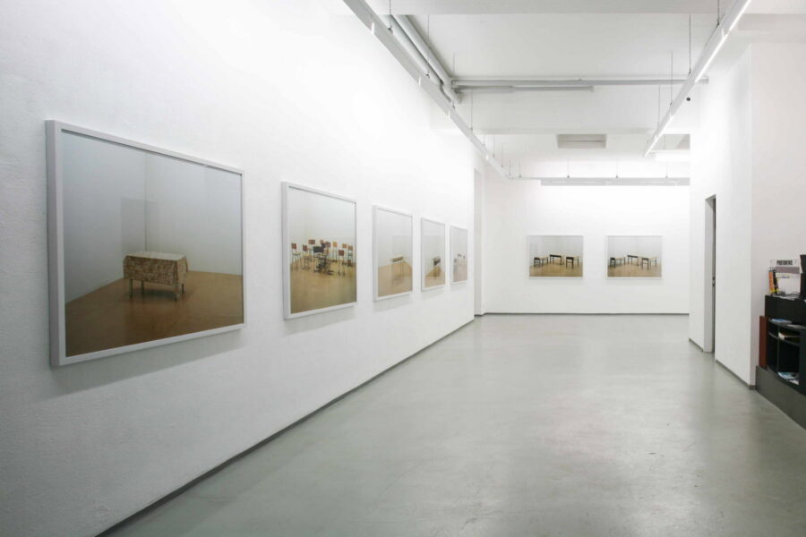 Installationsansicht, Ricarda Roggan, »Attika«, 2006