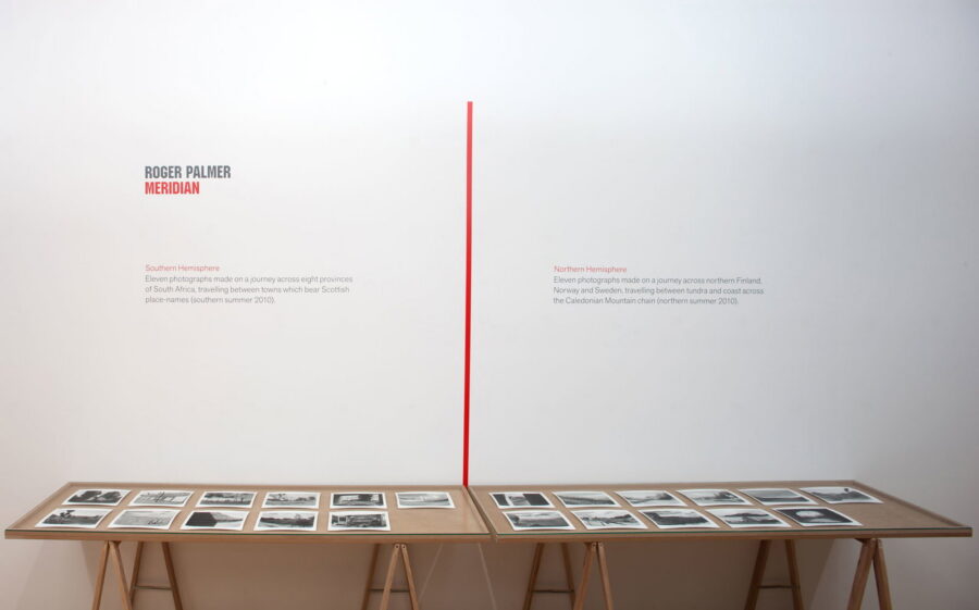 Installationsansicht, Roger Palmer, » Meridian«, 2012
