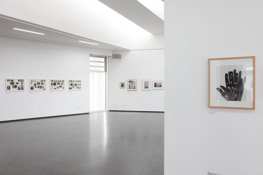 Installationsansicht, Jerzy Lewczyński / Krzysztof Pijarski, »INFORMÉMENT / JL-KP«, 2013