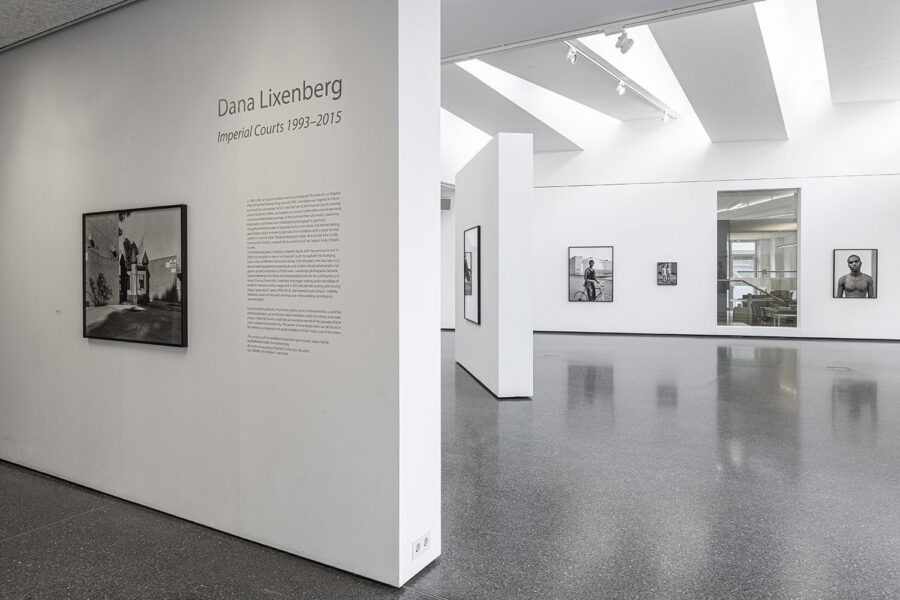 Installationsansicht, Dana Lixenberg, »Imperial Courts 1993–2015«, 2019