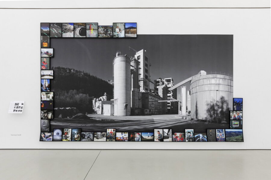 Installationsansicht, SalzburgBilder, 2021, © Andrew Phelps